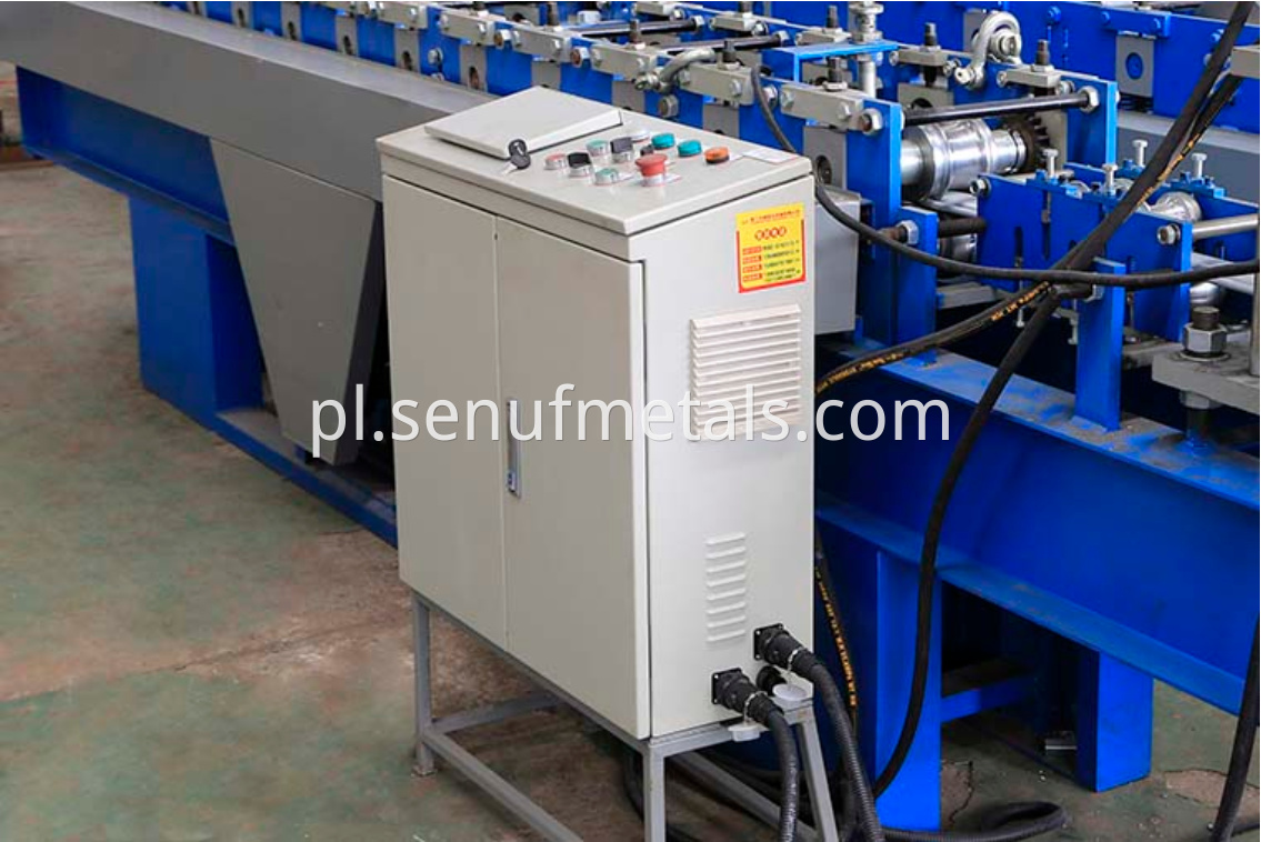 Roller shutter door forming machine PLC control system